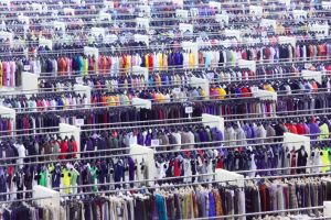 DEAD-STOCK-IN-THE-FASHION-INDUSTRY-PROBLEM-UNSUSTAINABLE