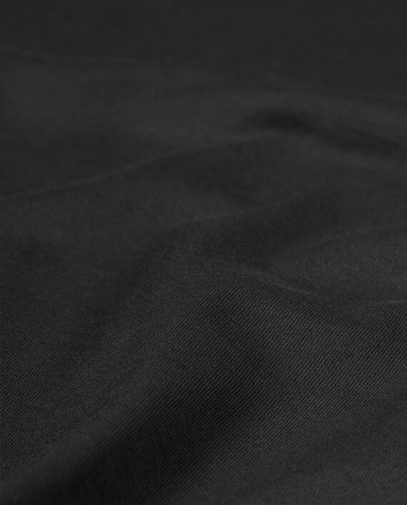 black-t-shirt-good-quality-fabric-1