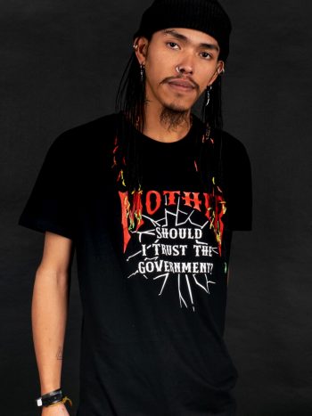 118 mother should i trust the government t-shirt
